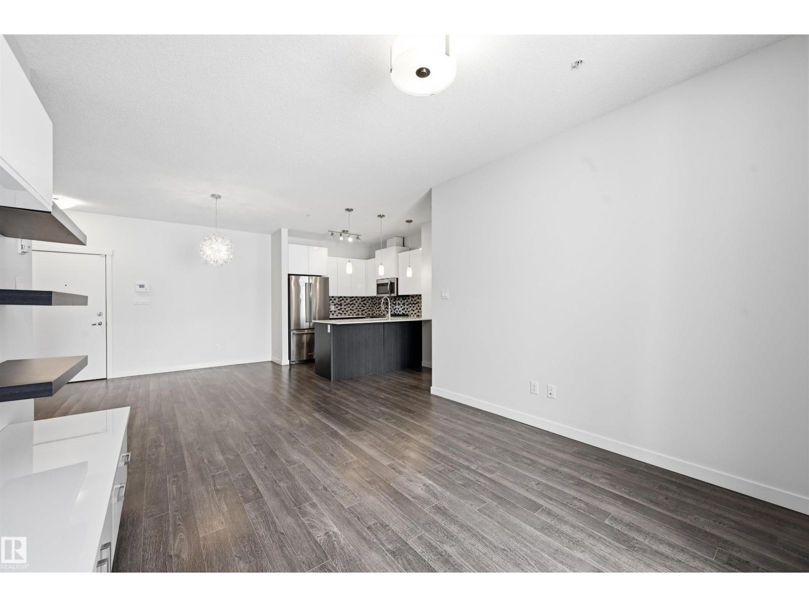 
          106 812 WELSH Drive SW
            <br/>
            <span>Edmonton</span>
            , 
            <span>AB</span>
             <span>T6X1Y7</span>
         - Photo 22