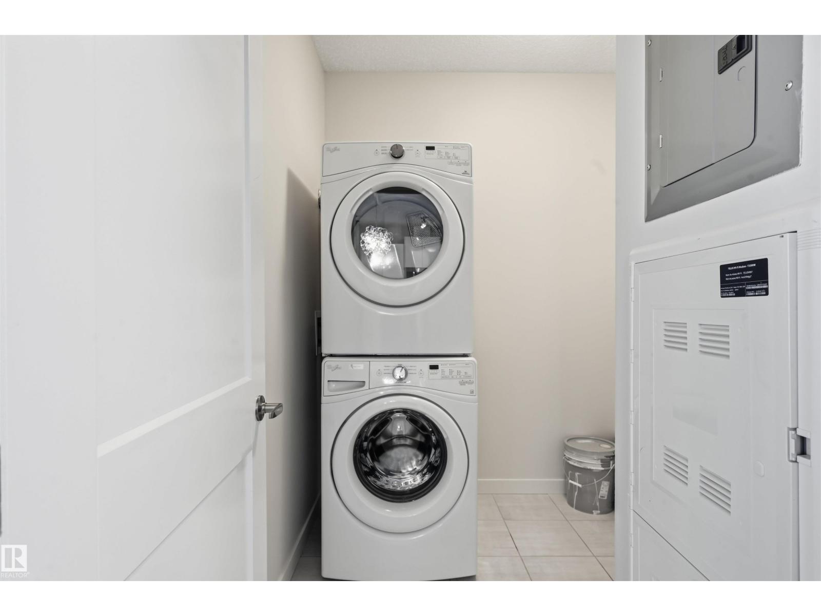 
          106 812 WELSH Drive SW
            <br/>
            <span>Edmonton</span>
            , 
            <span>AB</span>
             <span>T6X1Y7</span>
         - Photo 36