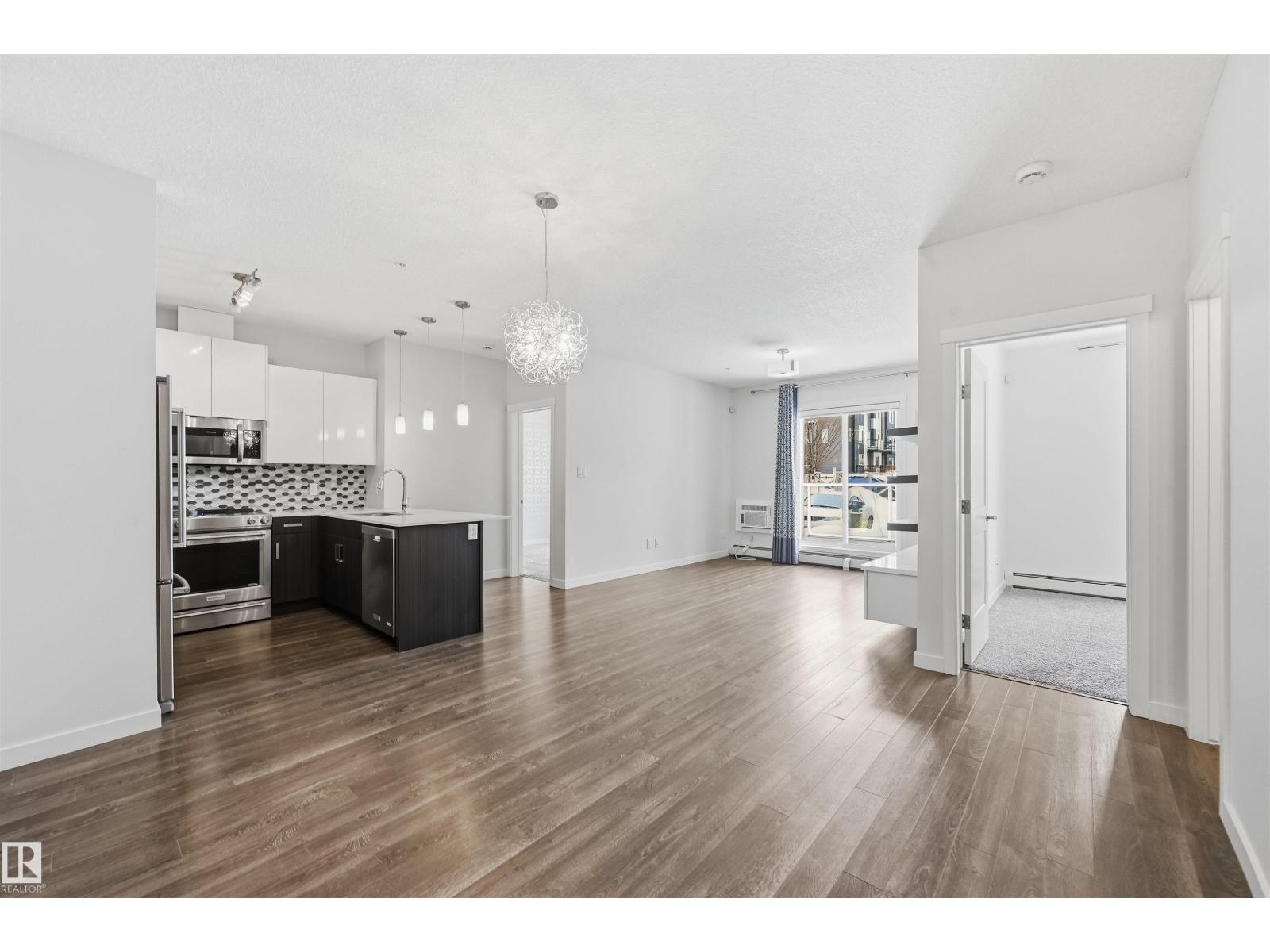 
          106 812 WELSH Drive SW
            <br/>
            <span>Edmonton</span>
            , 
            <span>AB</span>
             <span>T6X1Y7</span>
         - Photo 9