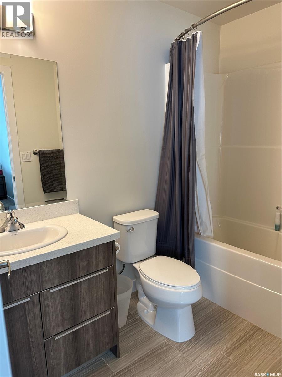 #4 1060 PARR HILL DRIVE - 19
