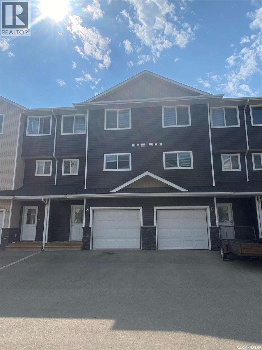 #4 1060 PARR HILL DRIVE - 3