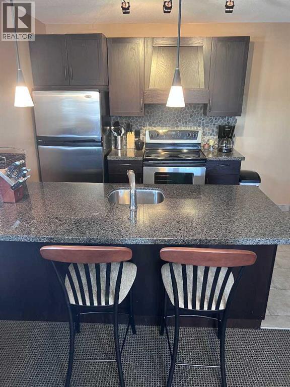 3011 South Pine Lake Road, Rural Red Deer County