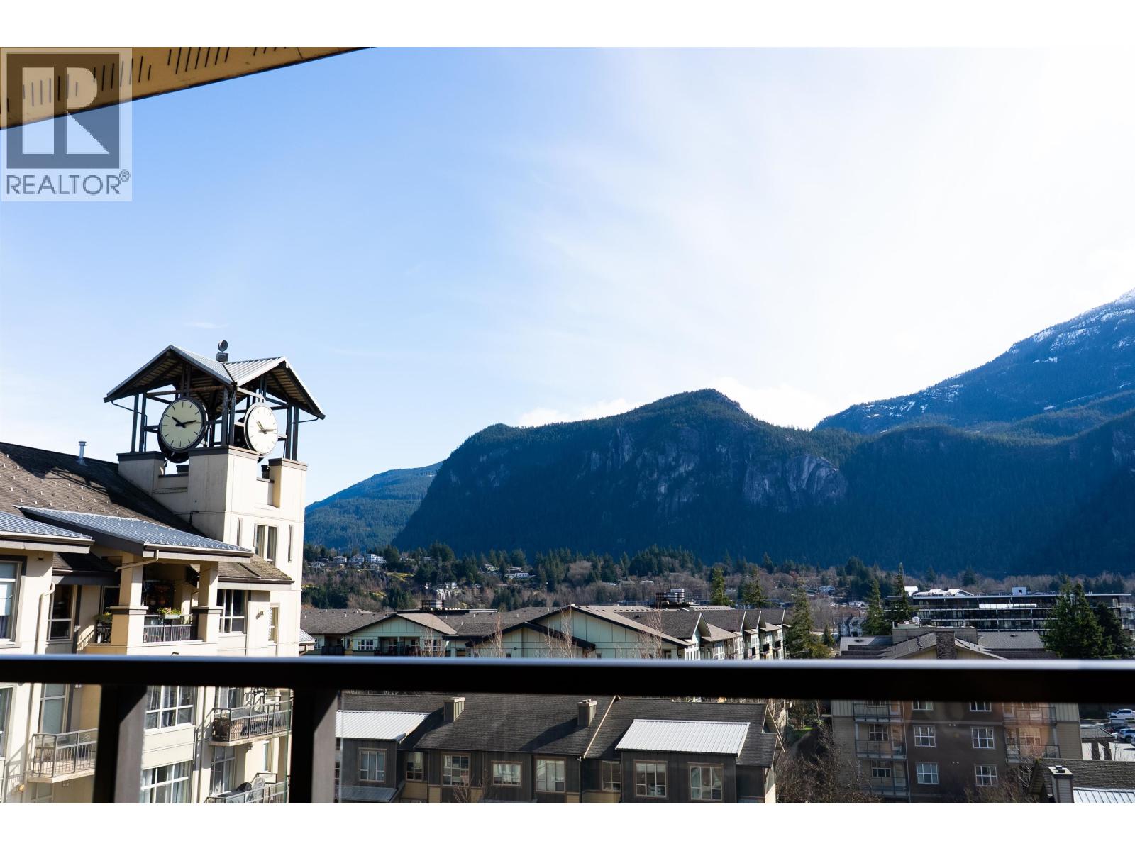 602 1211 VILLAGE GREEN WAY, Squamish