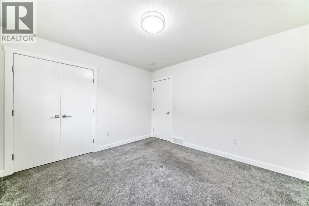 
          772 Edgefield Crescent
            <br/>
            <span>Strathmore</span>
            , 
            <span>AB</span>
             <span>T1P0H5</span>
         - Photo 27