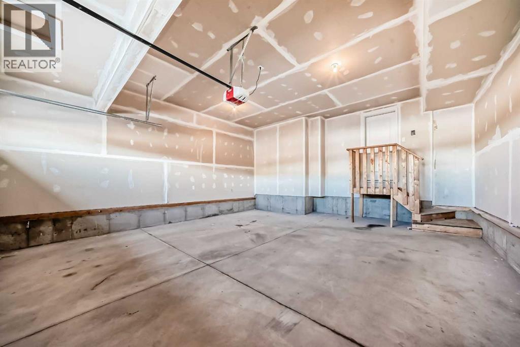 
          772 Edgefield Crescent
            <br/>
            <span>Strathmore</span>
            , 
            <span>AB</span>
             <span>T1P0H5</span>
         - Photo 40