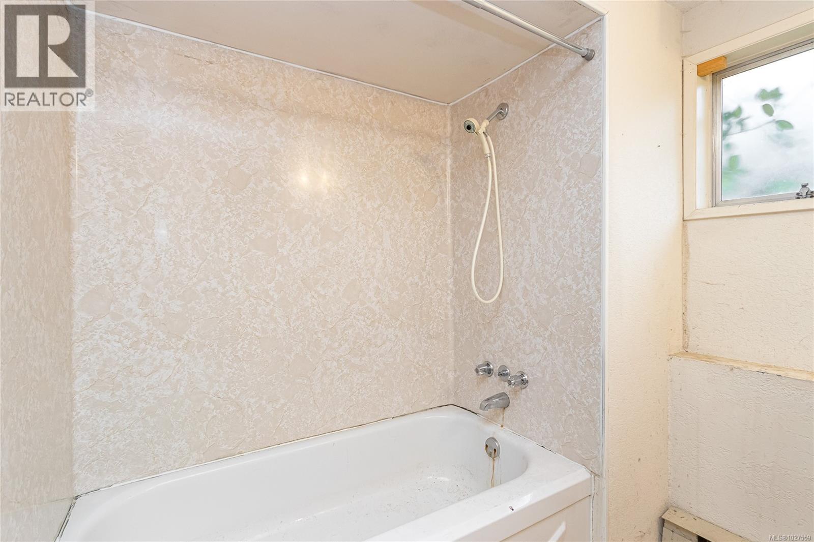  3903 Stockton Crescent, Saanich