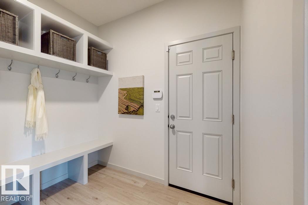 8612 183 AV NW - 5