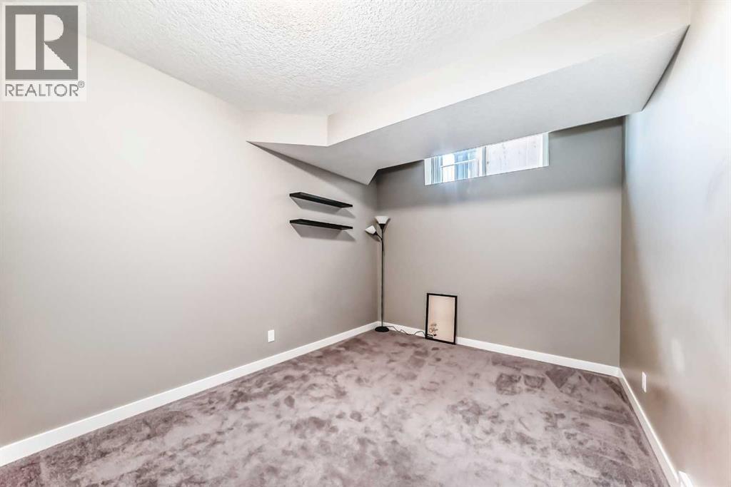 
          261 River Heights Drive
            <br/>
            <span>Cochrane</span>
            , 
            <span>AB</span>
             <span>T4C0W1</span>
         - Photo 34