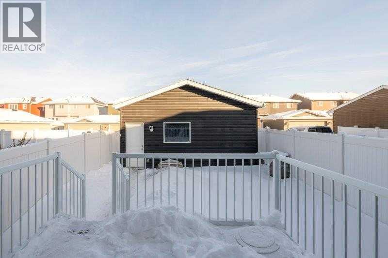 Single Family House for Sale in  Redstone Drive NE Redstone Calgary 