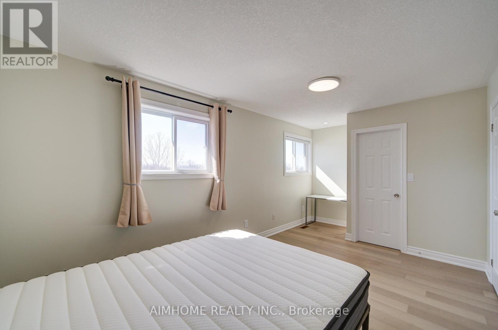36 GRAND RIVER AVENUE - 27