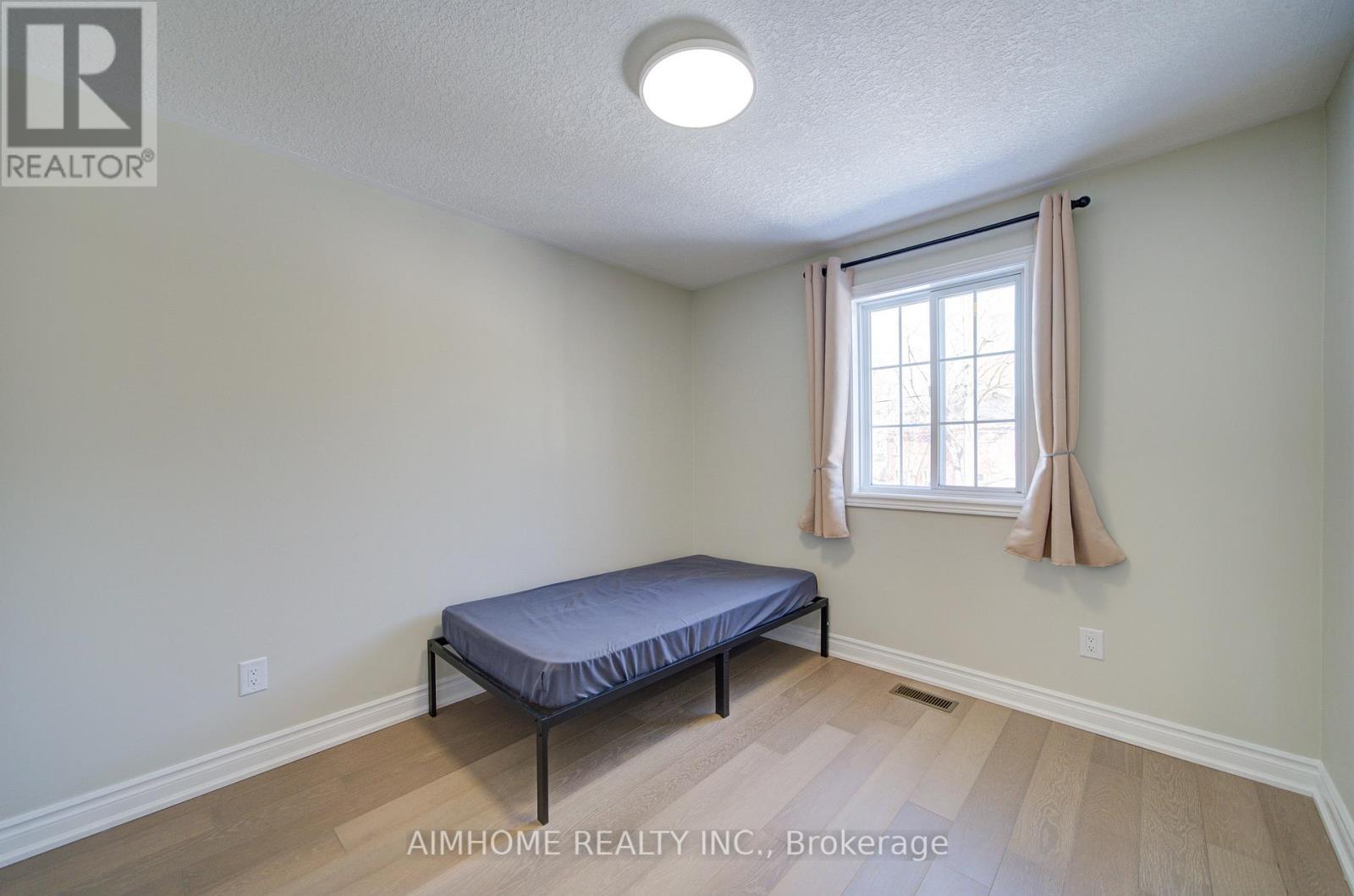 36 GRAND RIVER AVENUE - 34