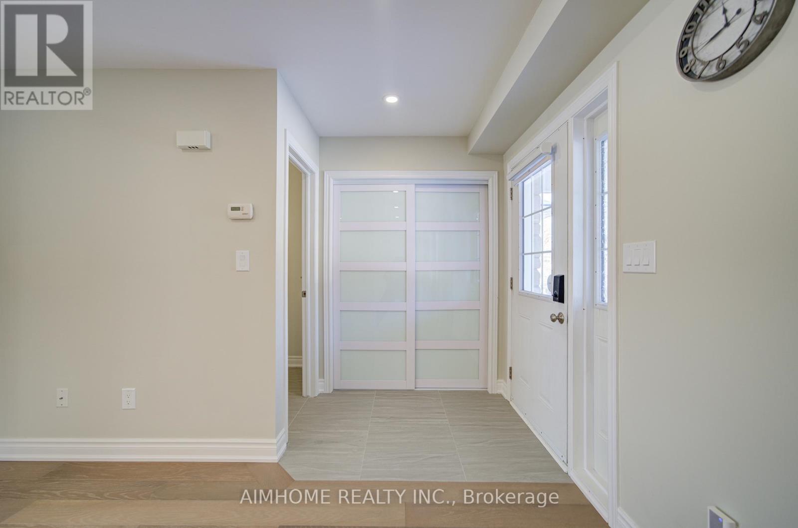 36 GRAND RIVER AVENUE - 4