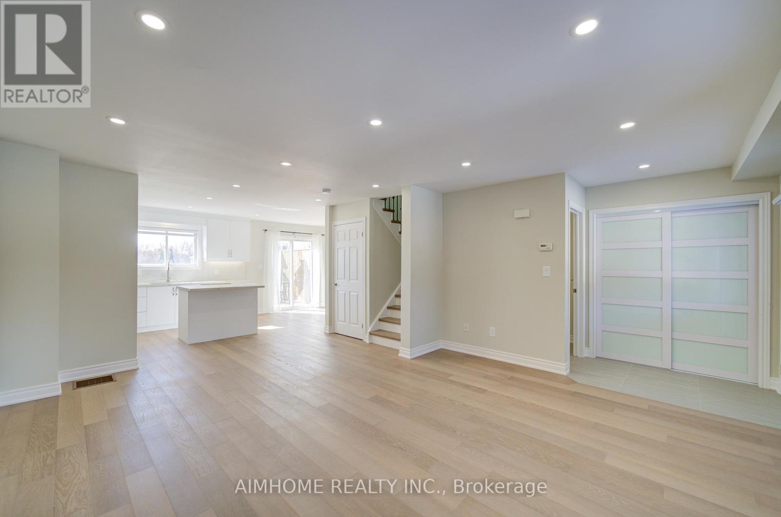 36 GRAND RIVER AVENUE - 8