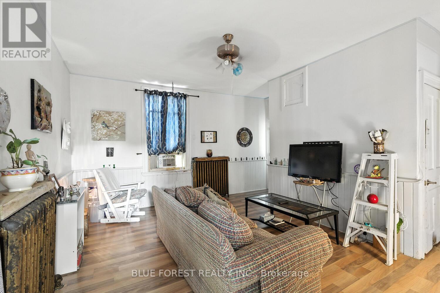 358 SIMCOE STREET - 27