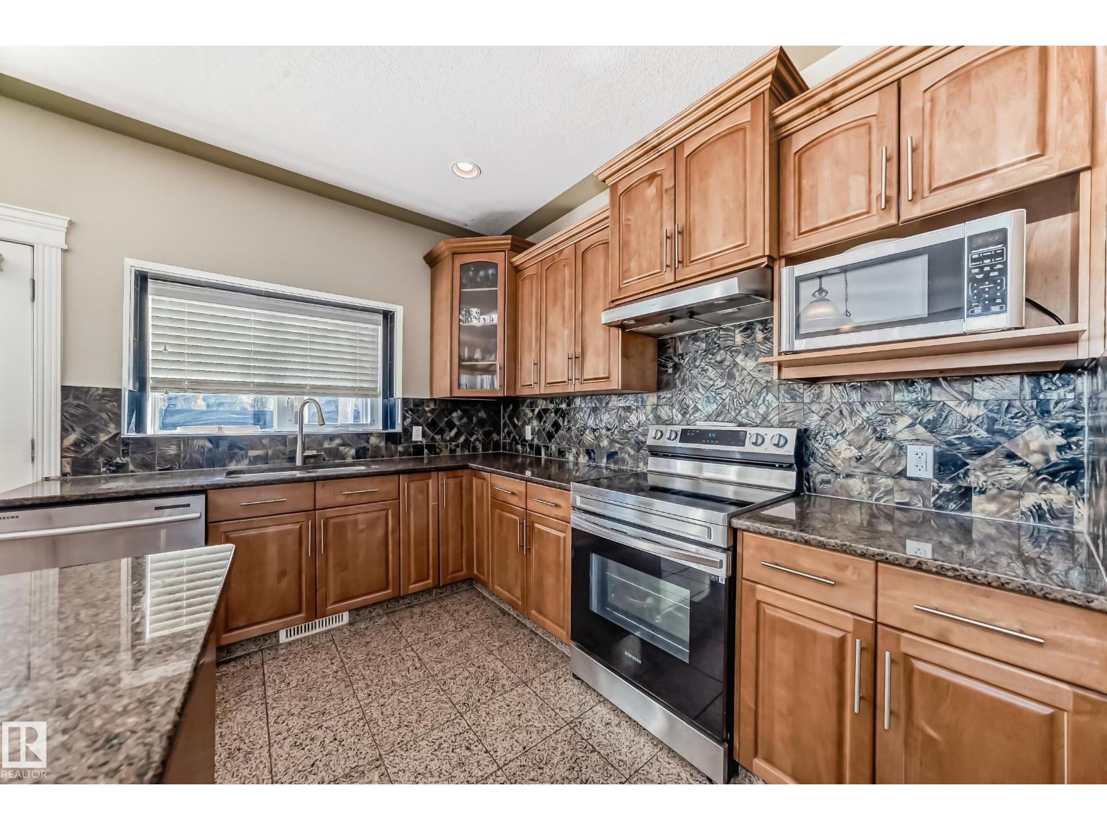 16104 136 ST NW, Edmonton