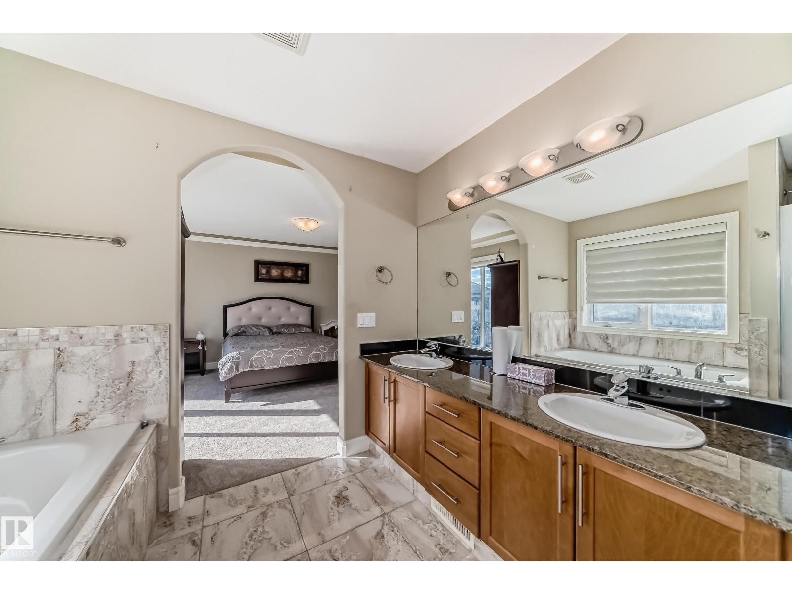 16104 136 ST NW, Edmonton