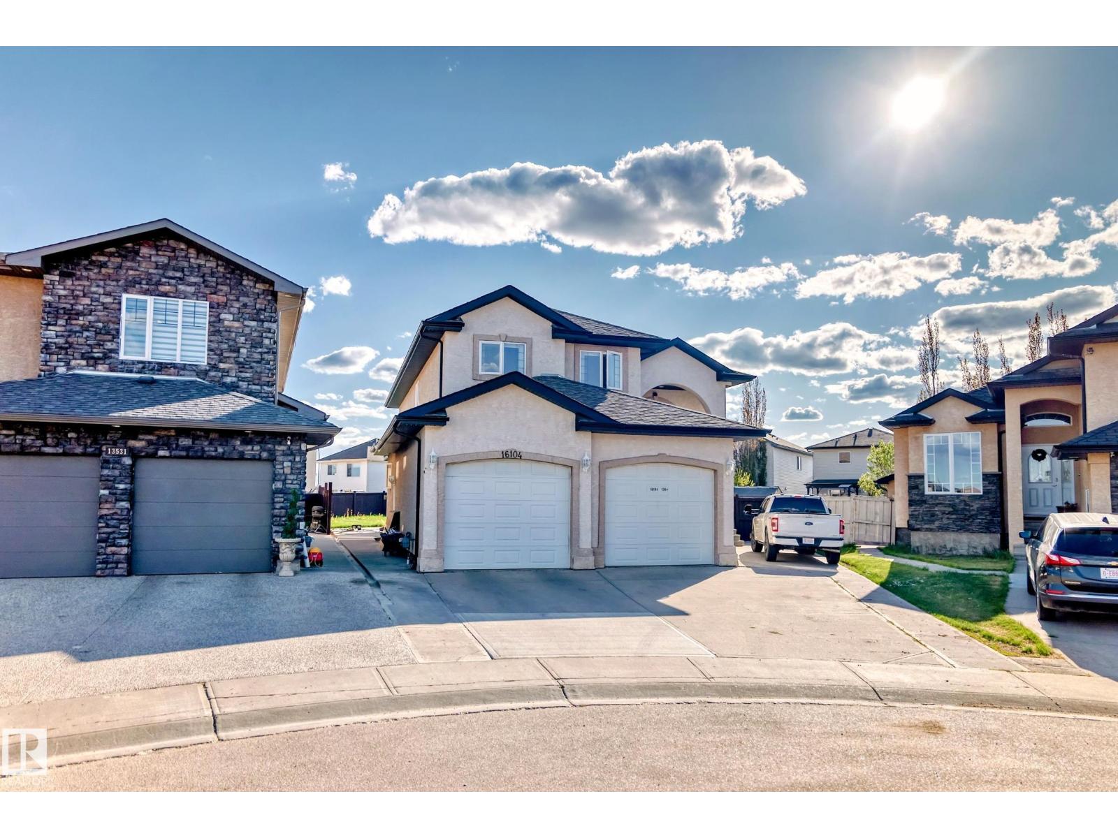 16104 136 ST NW, Edmonton