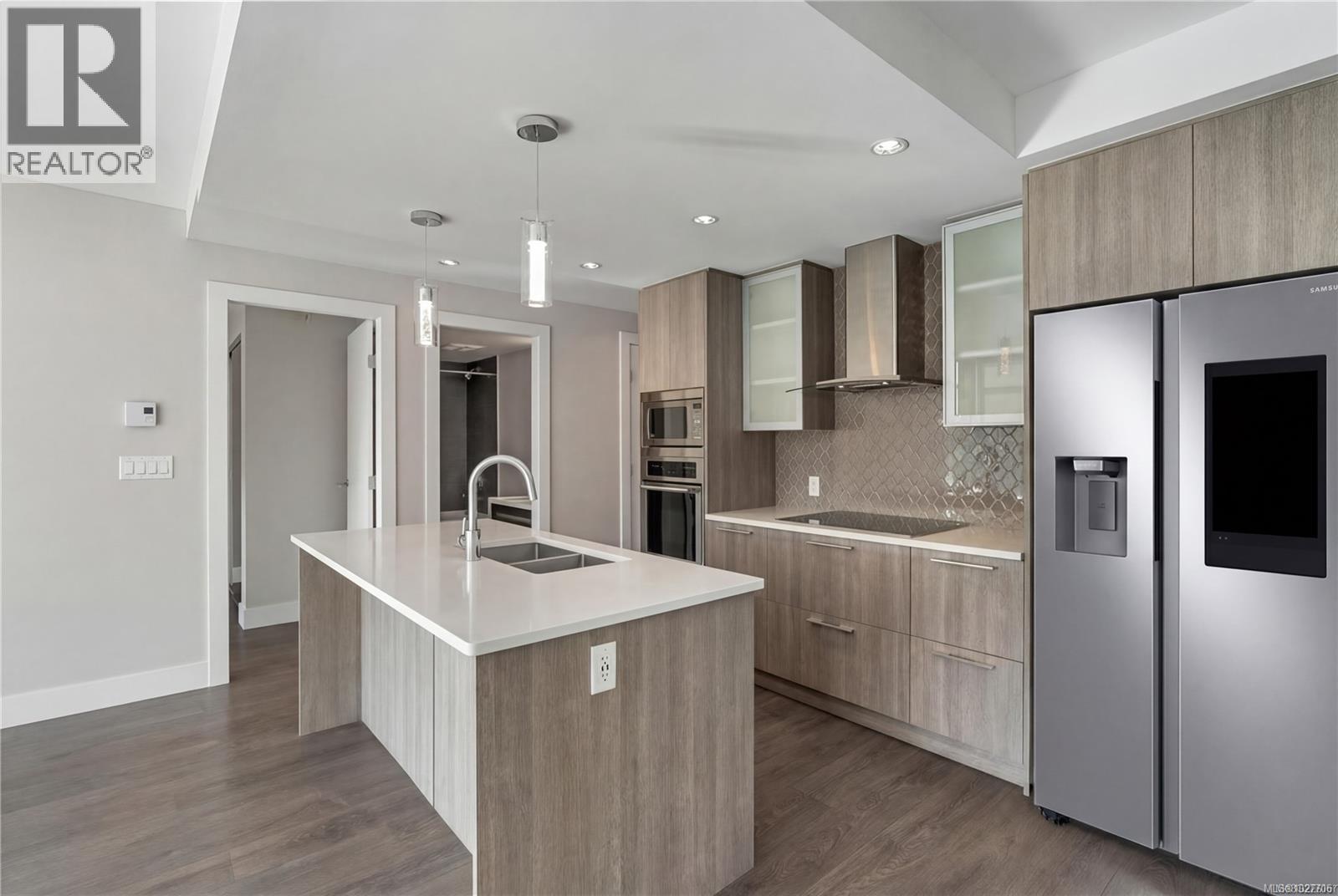 806 960 Yates Street, Victoria