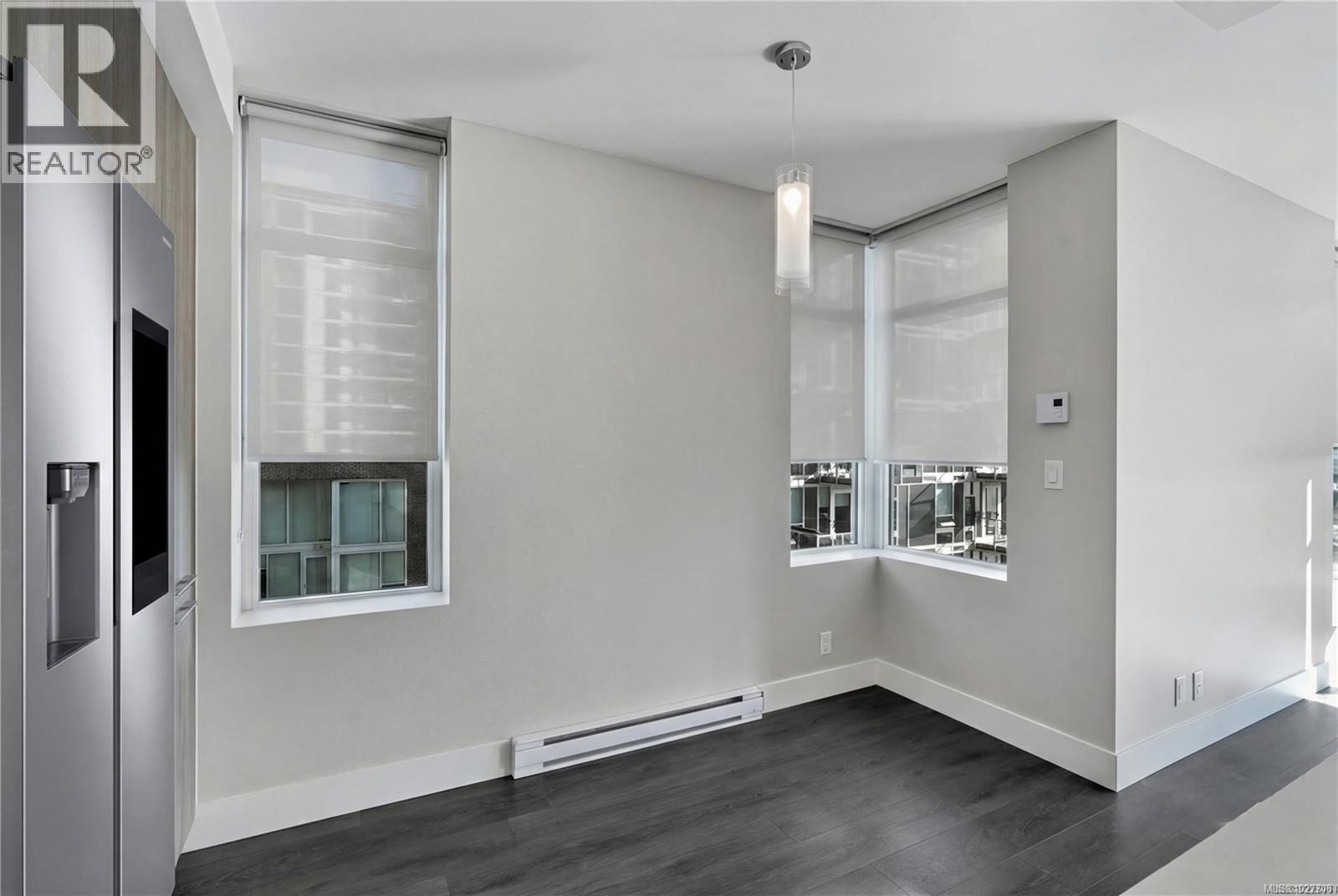 806 960 Yates Street, Victoria