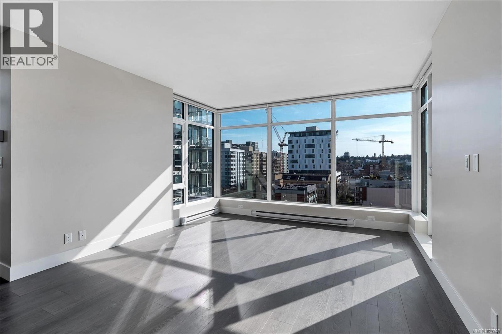 806 960 Yates Street, Victoria