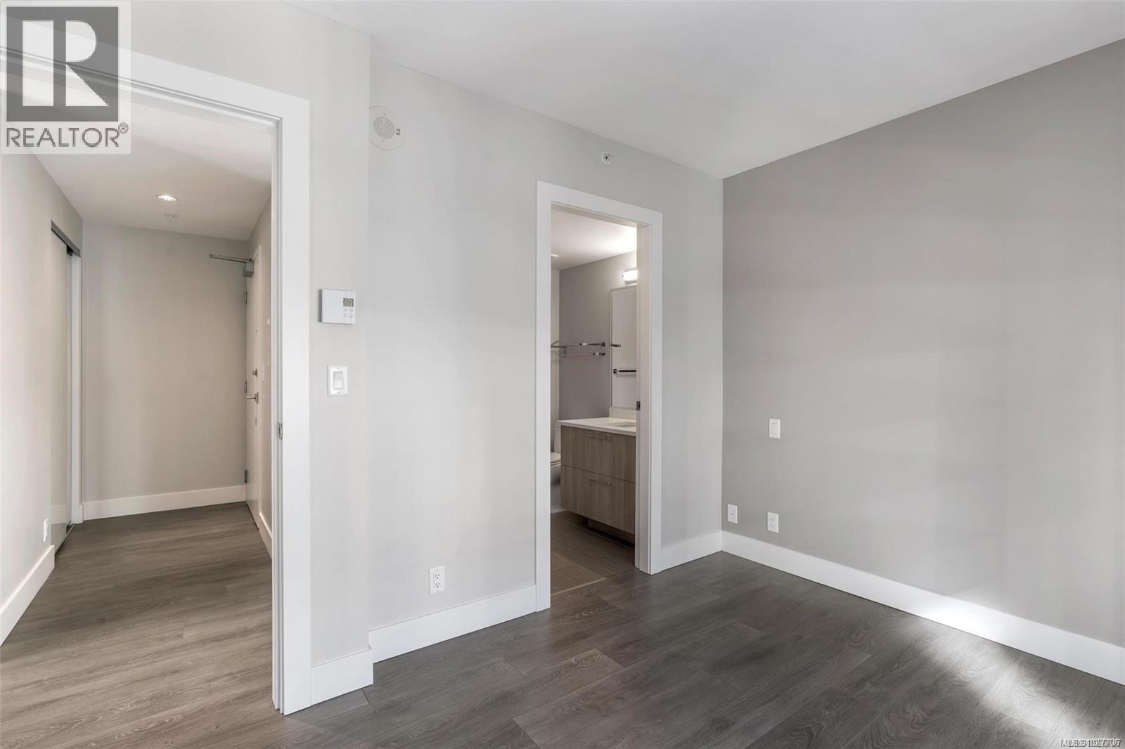 806 960 Yates Street, Victoria