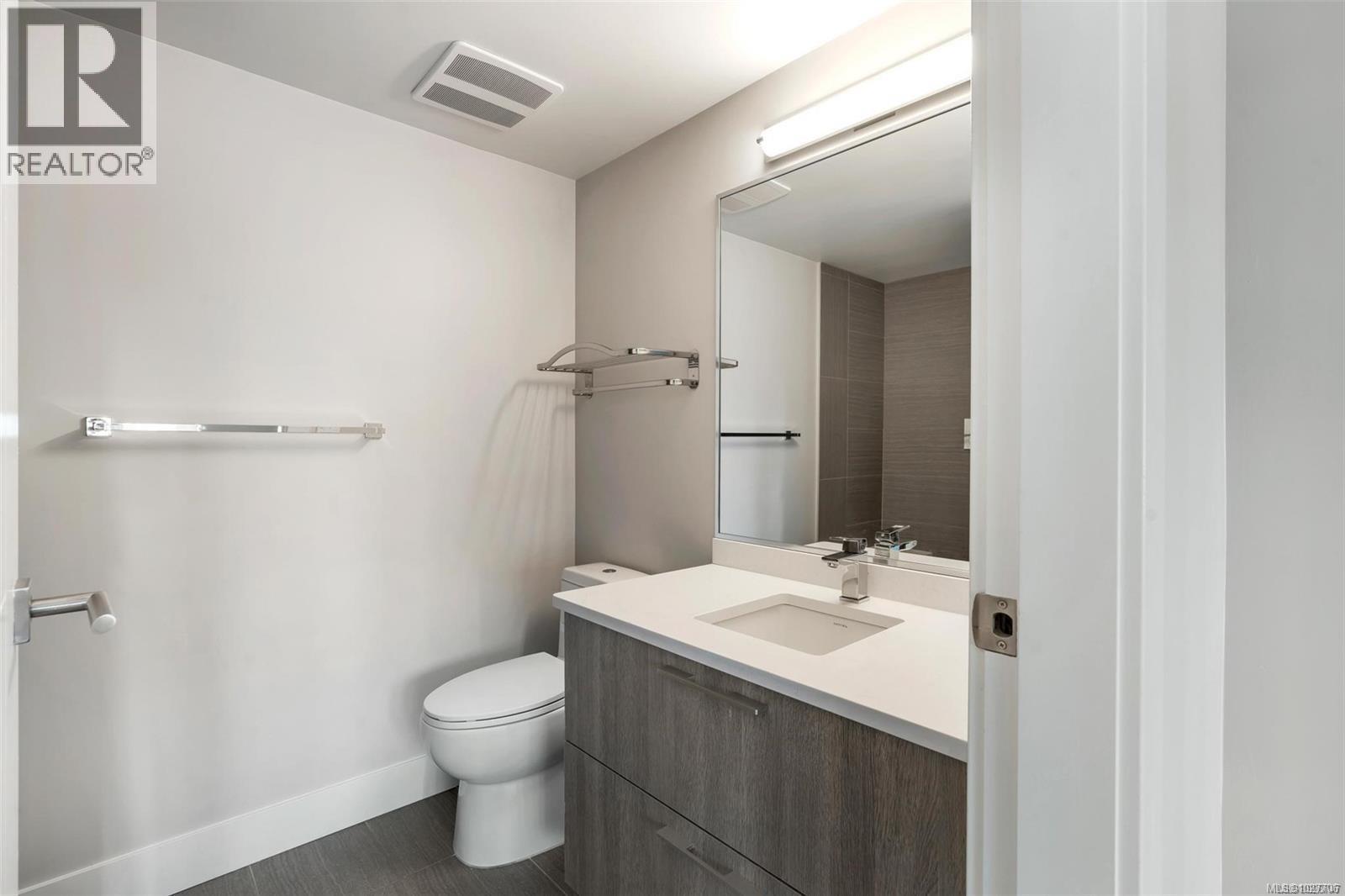 806 960 Yates Street, Victoria