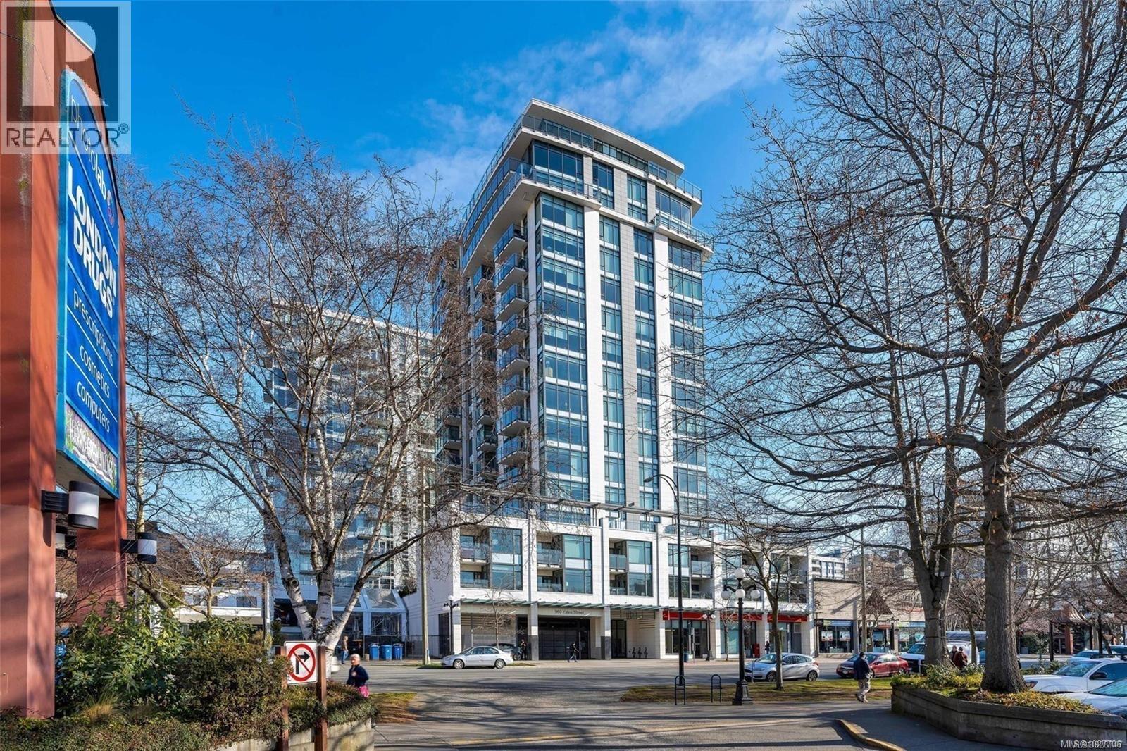 #806 960 Yates St - 30