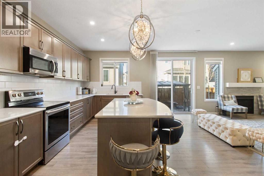 
          17 Carrington Manor Northwest
            <br/>
            <span>Calgary</span>
            , 
            <span>AB</span>
             <span>T3P0Z2</span>
         - Photo 6