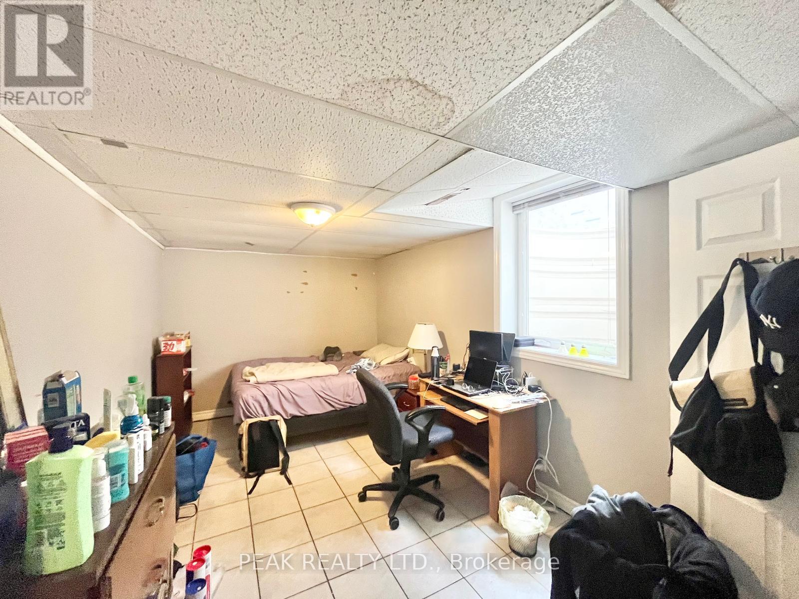 338 FLEMING DRIVE - 24