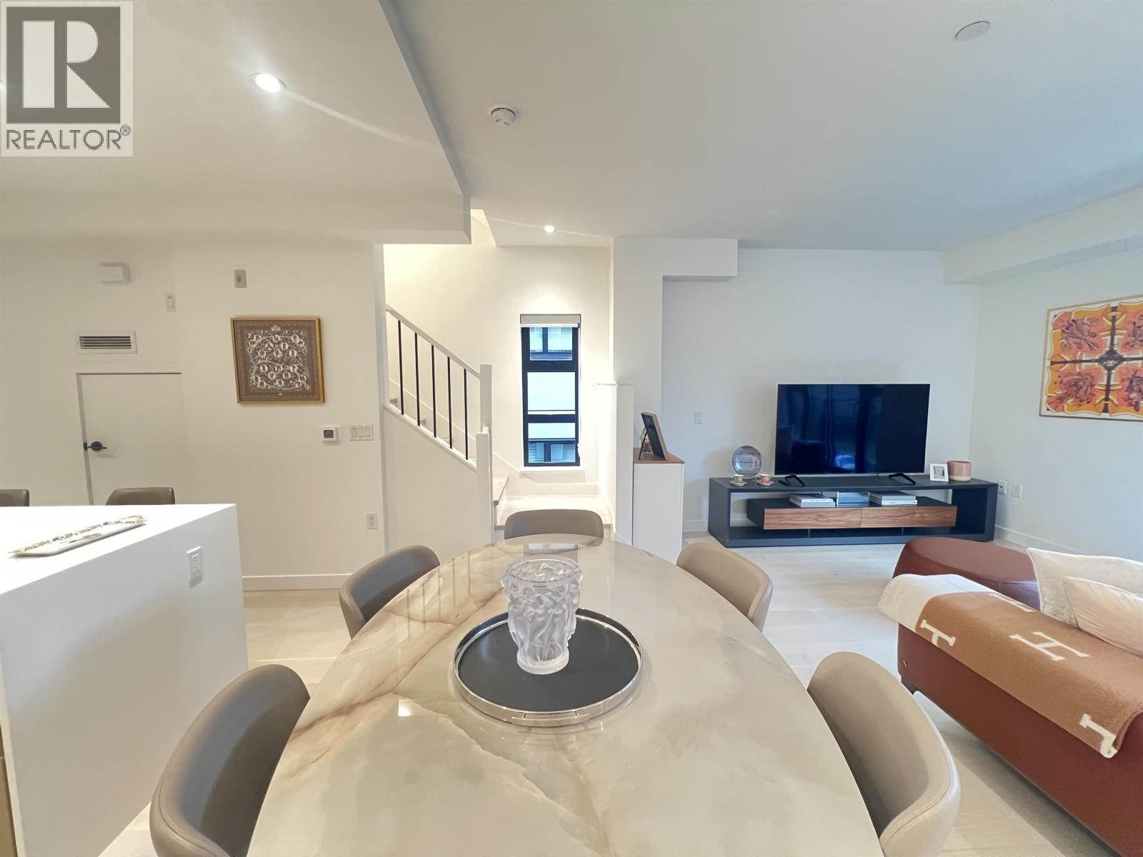 34 530 W 28TH AVENUE, Vancouver