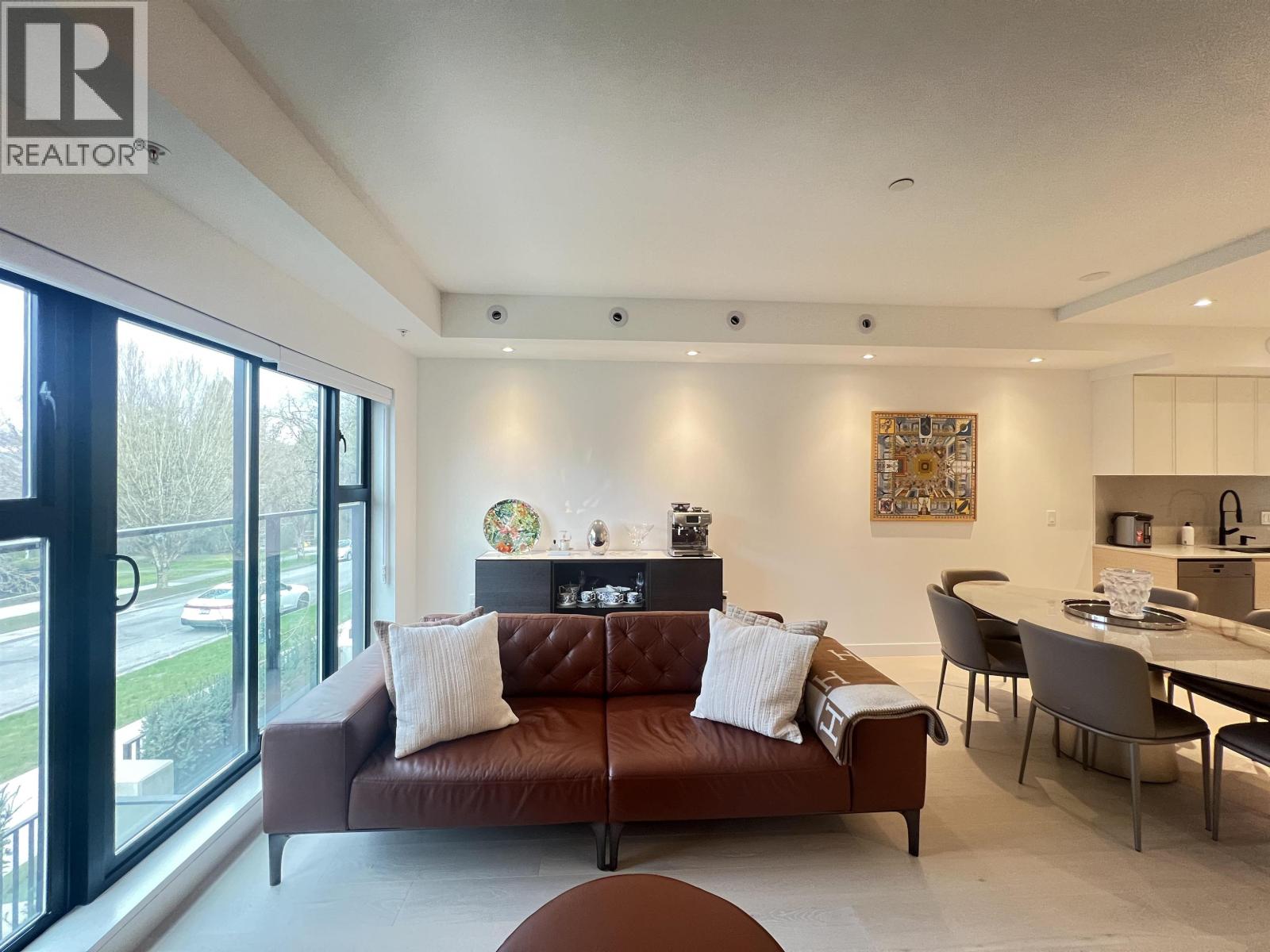 34 530 W 28TH AVENUE, Vancouver