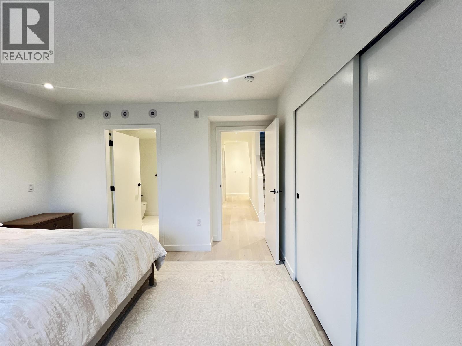 34 530 W 28TH AVENUE, Vancouver