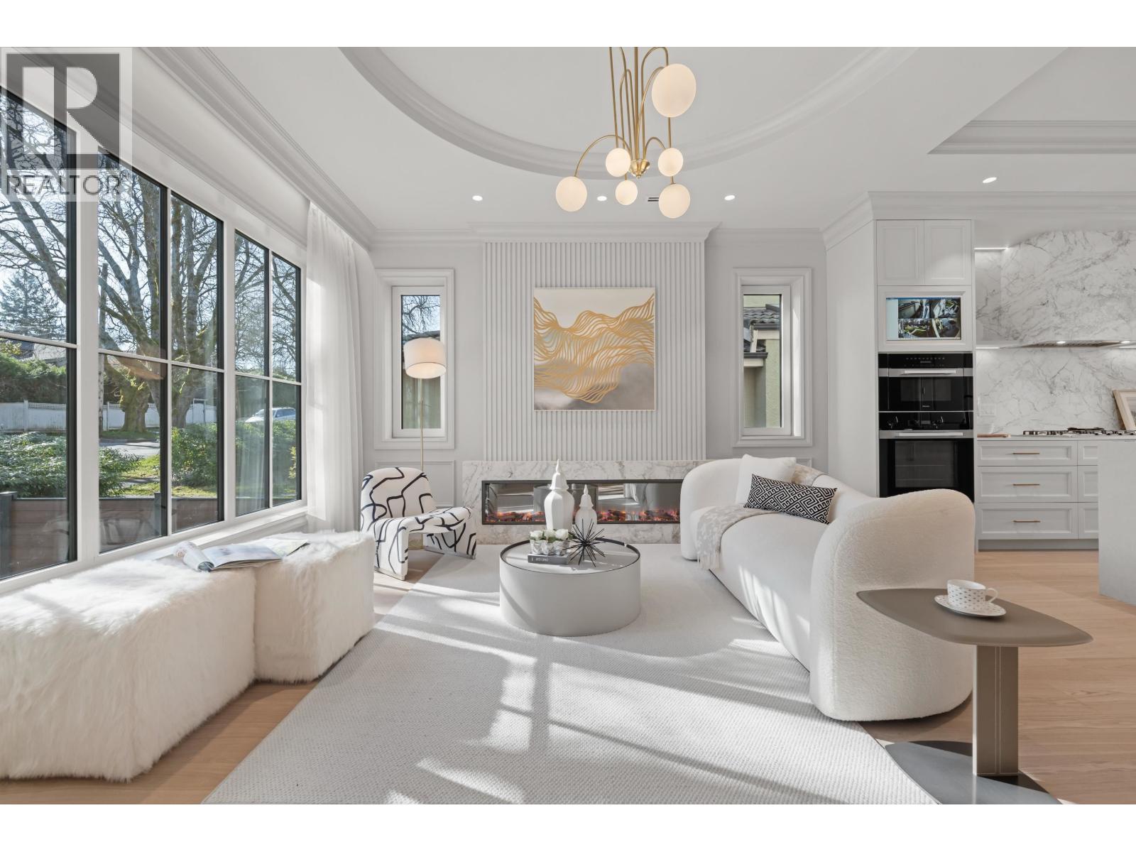 3581 19TH Avenue - photo 2