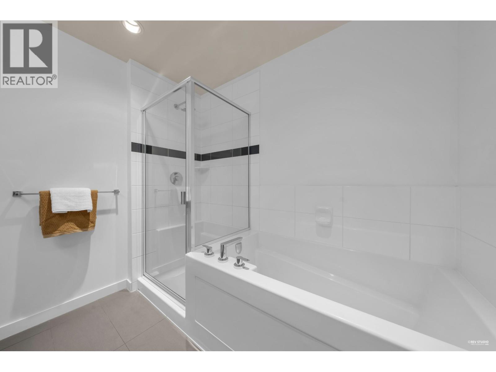 411 1152 WINDSOR MEWS, Coquitlam