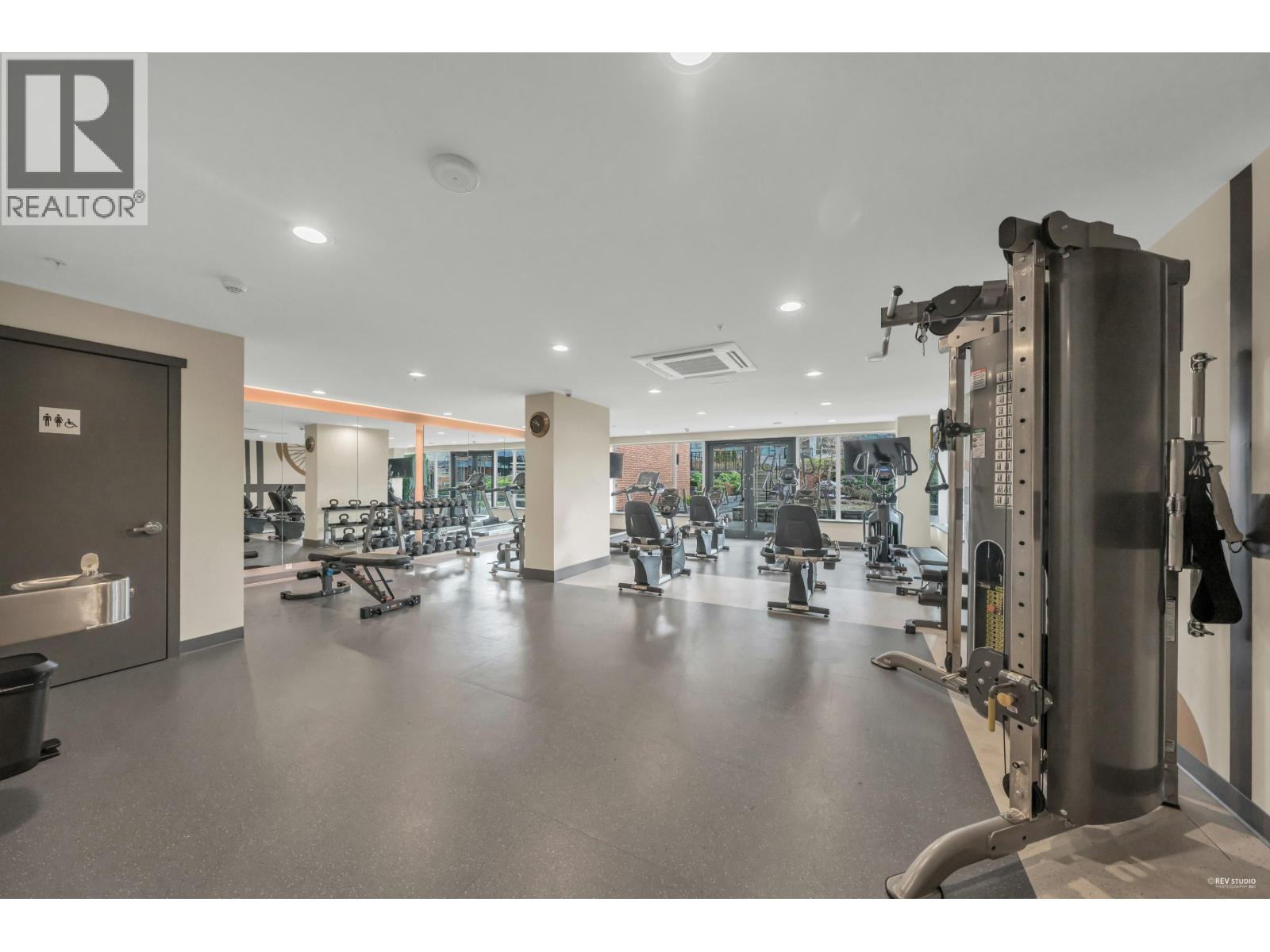 2404 3096 WINDSOR GATE, Coquitlam