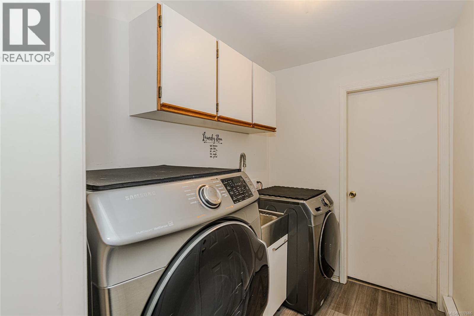  745 Cecil Blogg Drive, Colwood