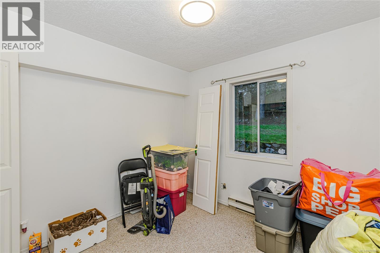  745 Cecil Blogg Drive, Colwood