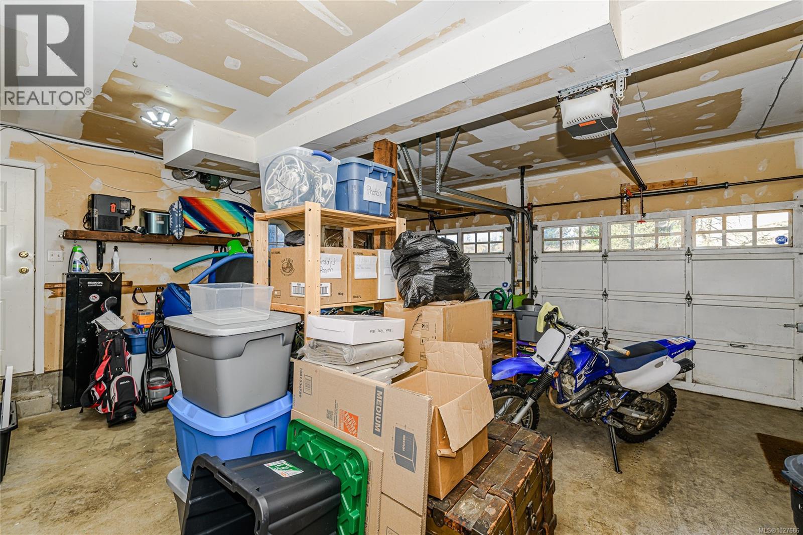  745 Cecil Blogg Drive, Colwood