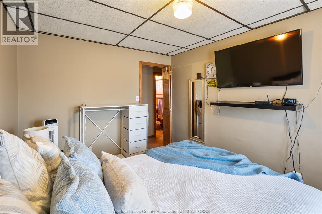 2136 Lincoln ROAD - 19