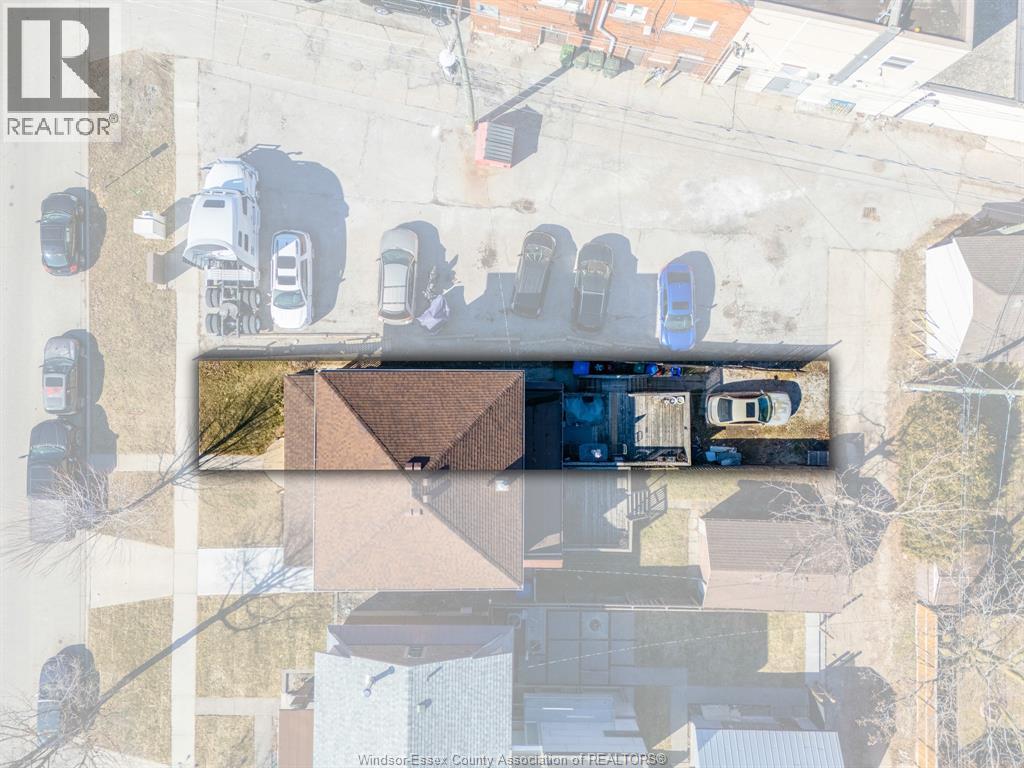 2136 Lincoln ROAD - 23