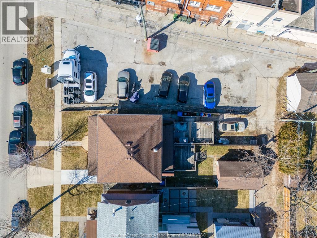 2136 Lincoln ROAD - 32