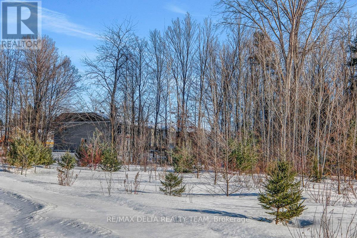 1662 HUNTERS RUN DRIVE, Ottawa, Ontario