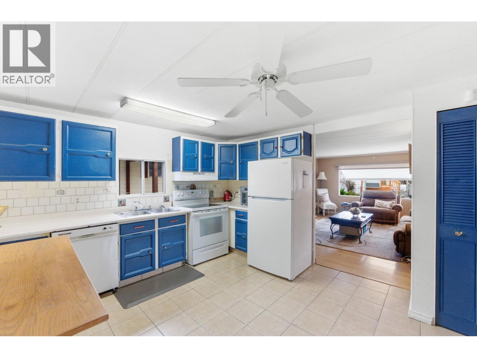 1999 97 Highway S Unit# 197, Kelowna