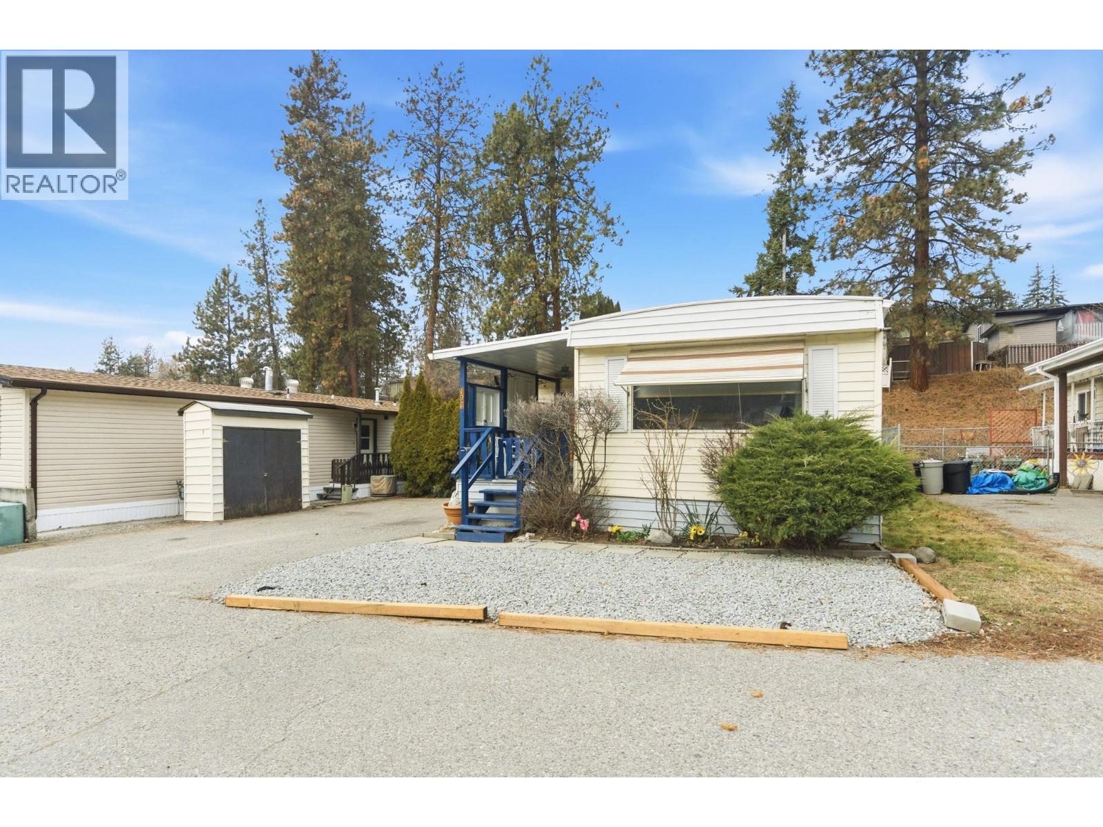 1999 97 Highway S Unit# 197, Kelowna