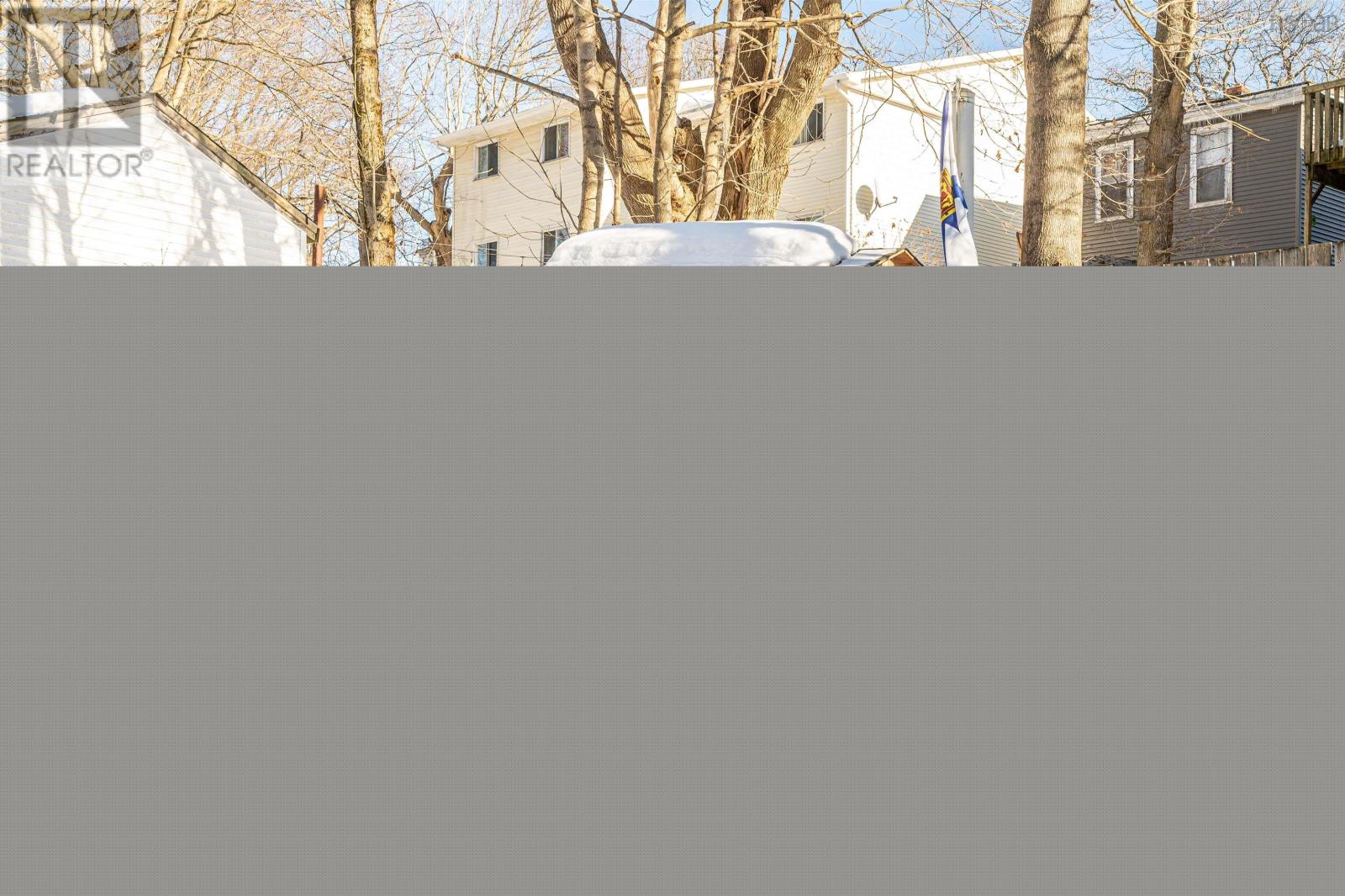 Property 27 of 32 of 6522 Summit Street