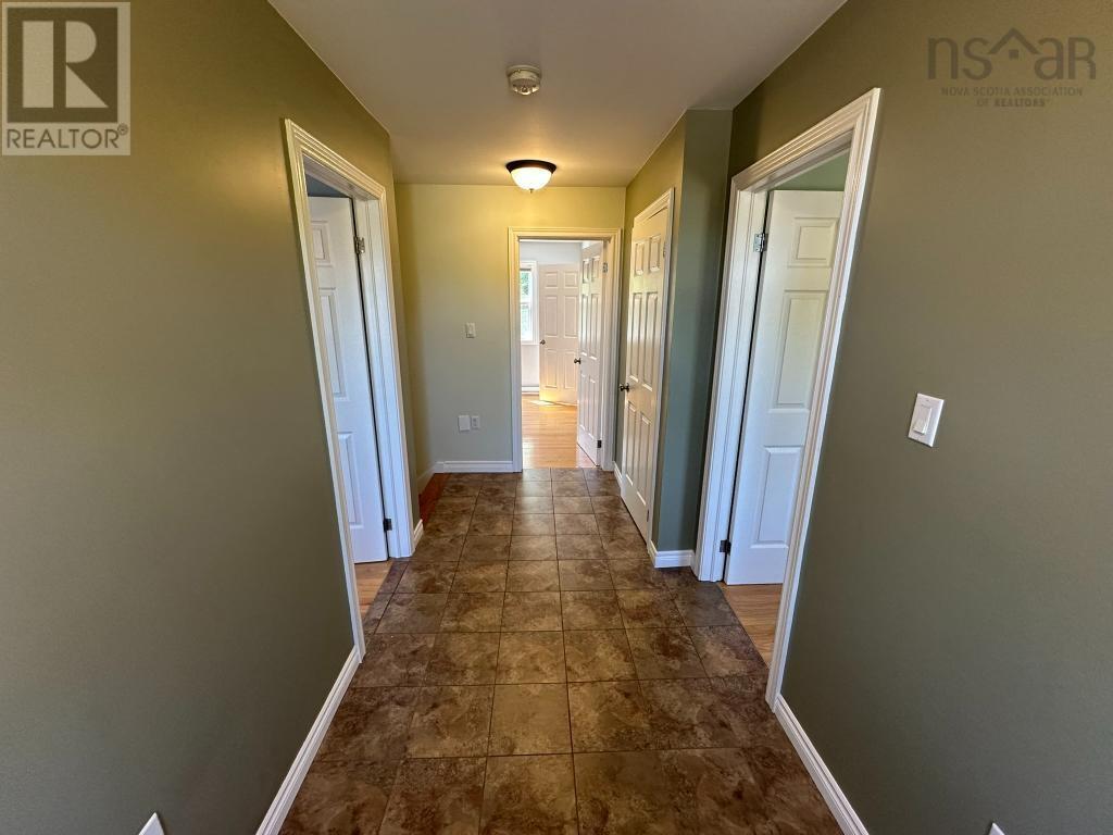 Property 16 of 31 of 1779 Drummond Drive, Ravenwood