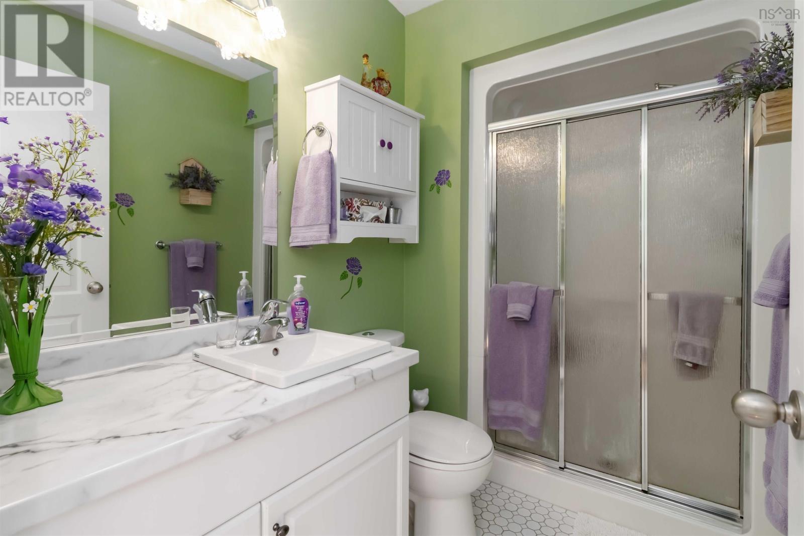 Property 22 of 48 of 426 Heatherglen Drive