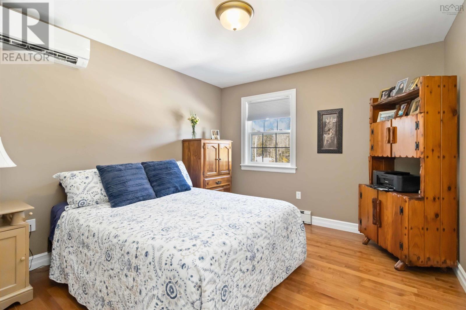 Property 23 of 48 of 426 Heatherglen Drive