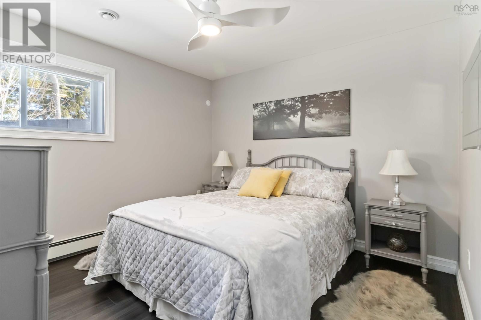 Property 33 of 48 of 426 Heatherglen Drive