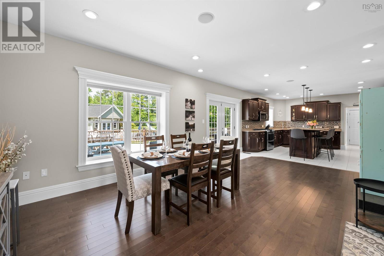 Property 12 of 50 of 13697 Highway 1